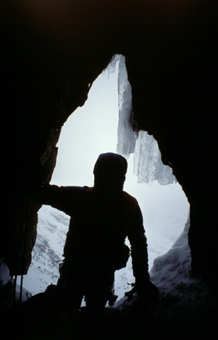 Belay Cave